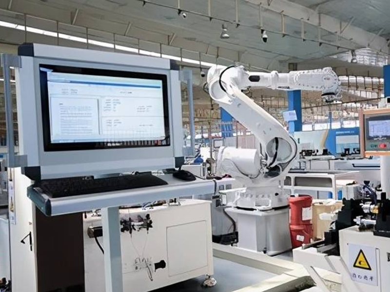 Industrial Displays – High-Performance Monitors for Manufacturing and Warehousing